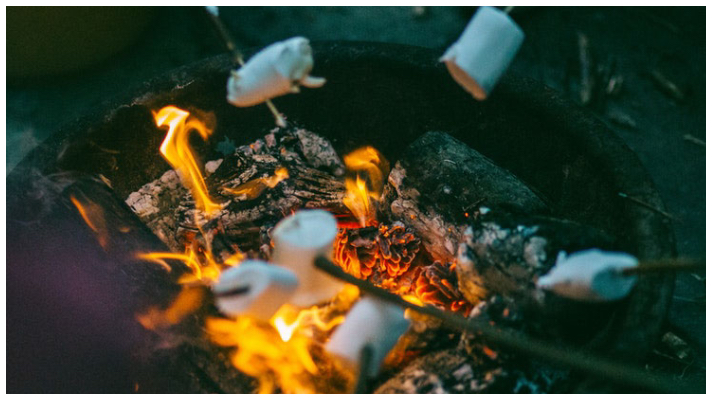 four reasons why storytelling is a must for your online business 