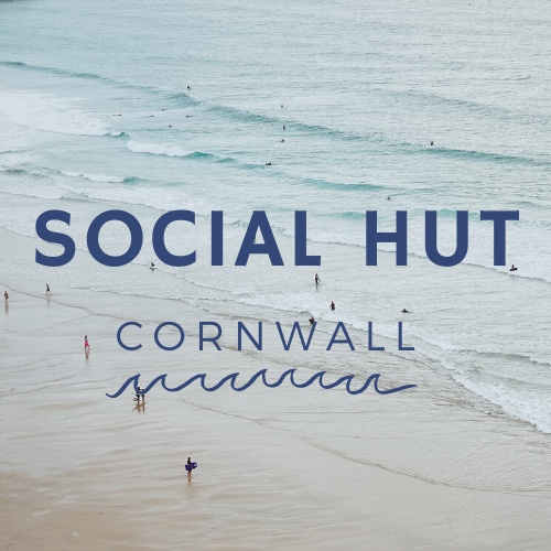 HOW TO BUILD A COMMUNITY ON SOCIAL MEDIA
